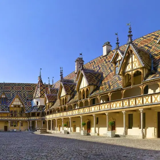 Hôtel-Dieu de Beaune, joyau de la Bourgogne